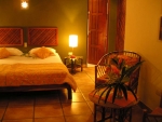 thumb_473_hchoneymoonroom.jpg
